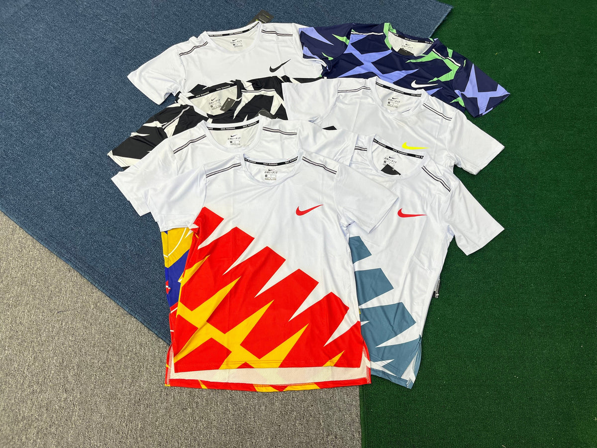 Nike Men's Dri-FIT Breathe Running T-Shirt – High-Performance Graphic Training Tee