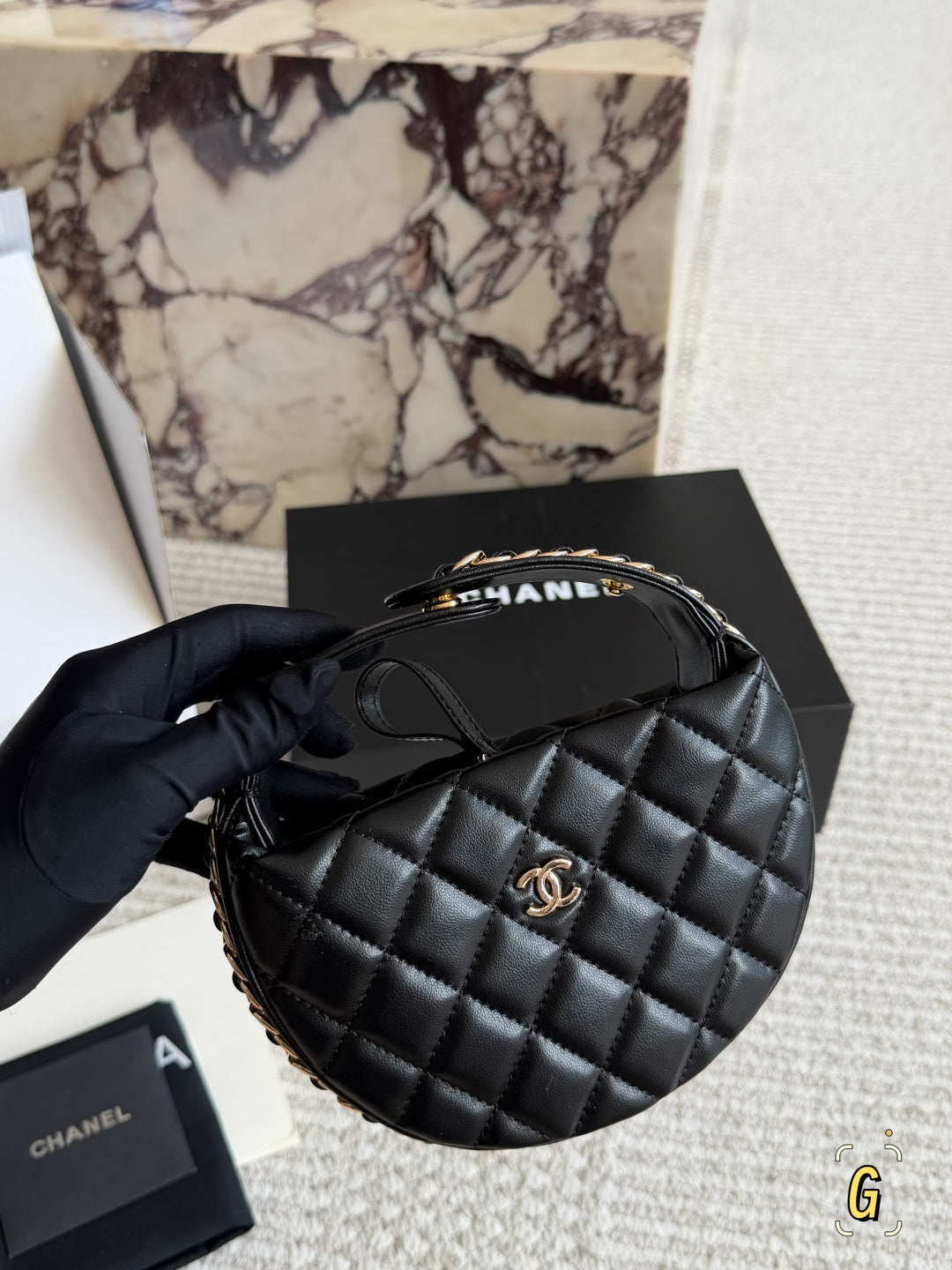 Chanel Quilted Leather Mini Half-Moon Hobo Bag – Classic Gold Chain Armpit Bag & Evening Handbag