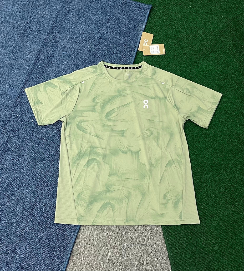On Running Men's Performance Printed T-Shirt – Breathable Graphic Running Tee