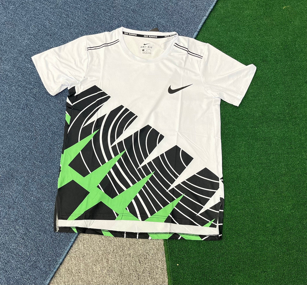 Nike Men's Dri-FIT Breathe Running T-Shirt – High-Performance Graphic Training Tee