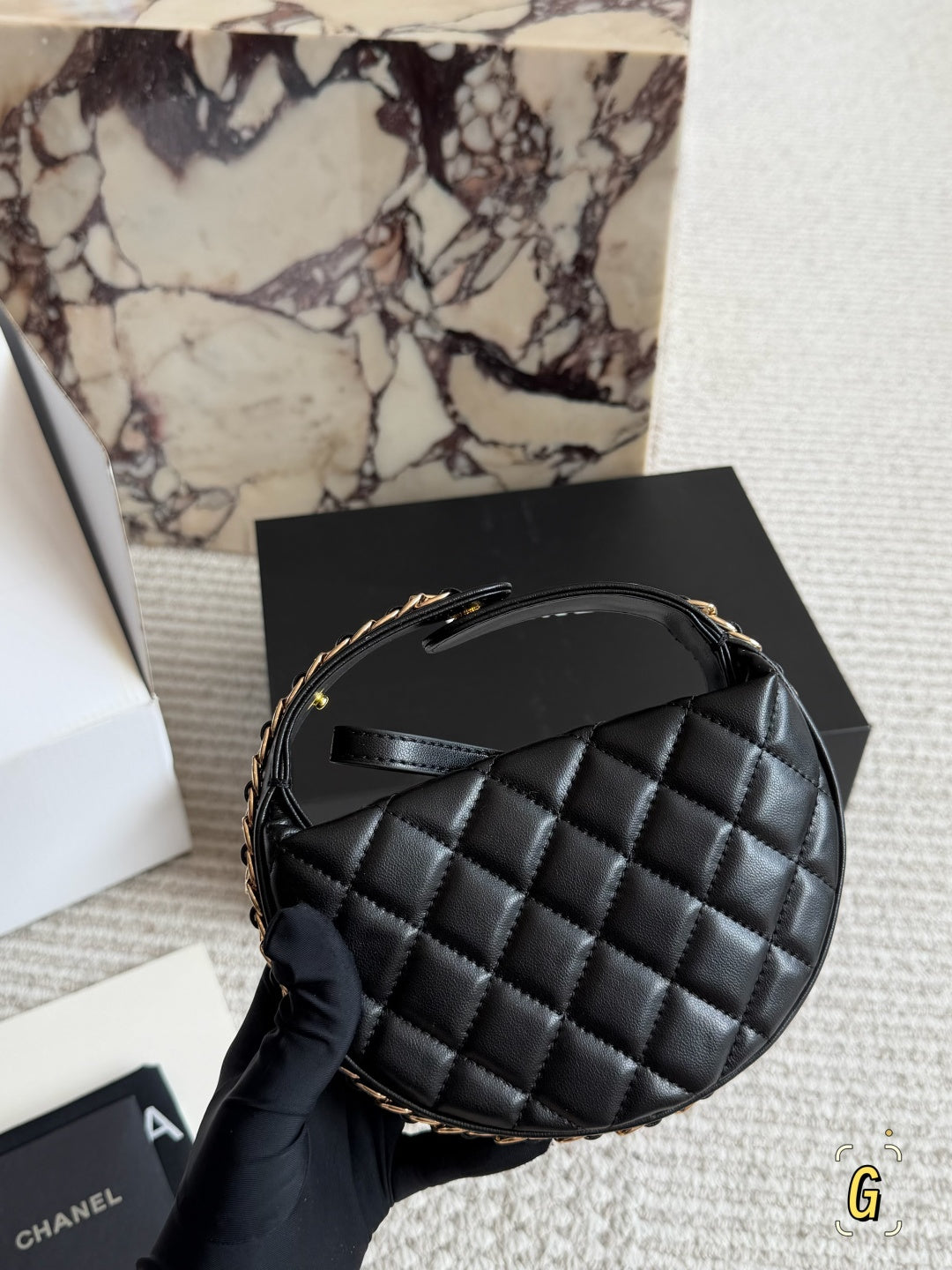 Chanel Quilted Leather Mini Half-Moon Hobo Bag – Classic Gold Chain Armpit Bag & Evening Handbag