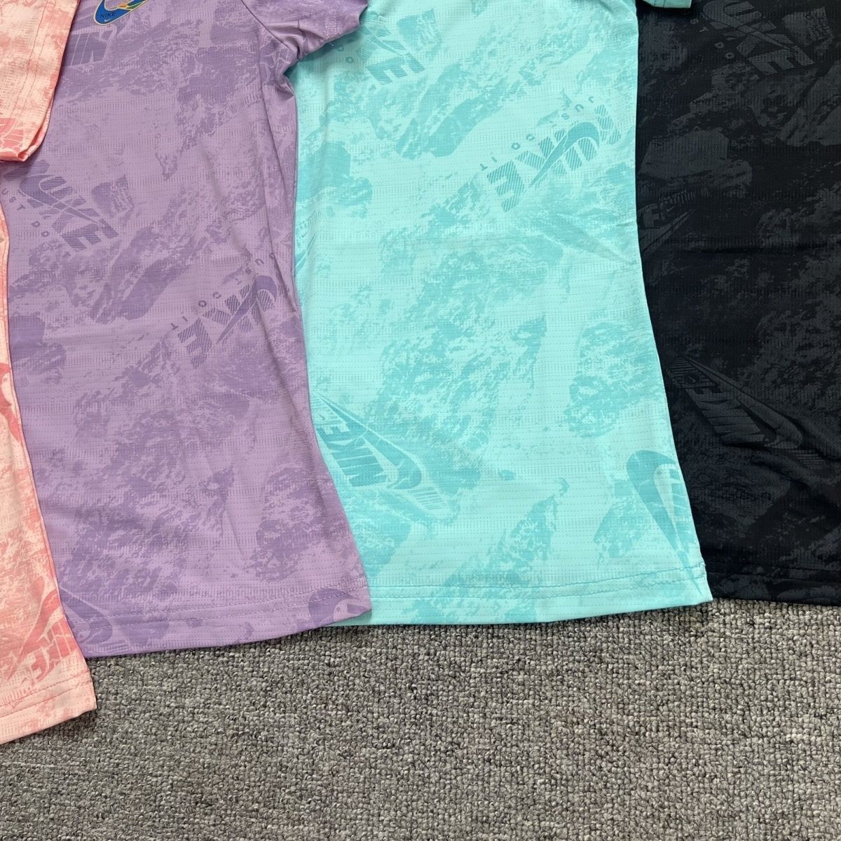 Nike Women's Dri-FIT Breathe All-Over Print Running T-Shirt – Short Sleeve Athletic Tee