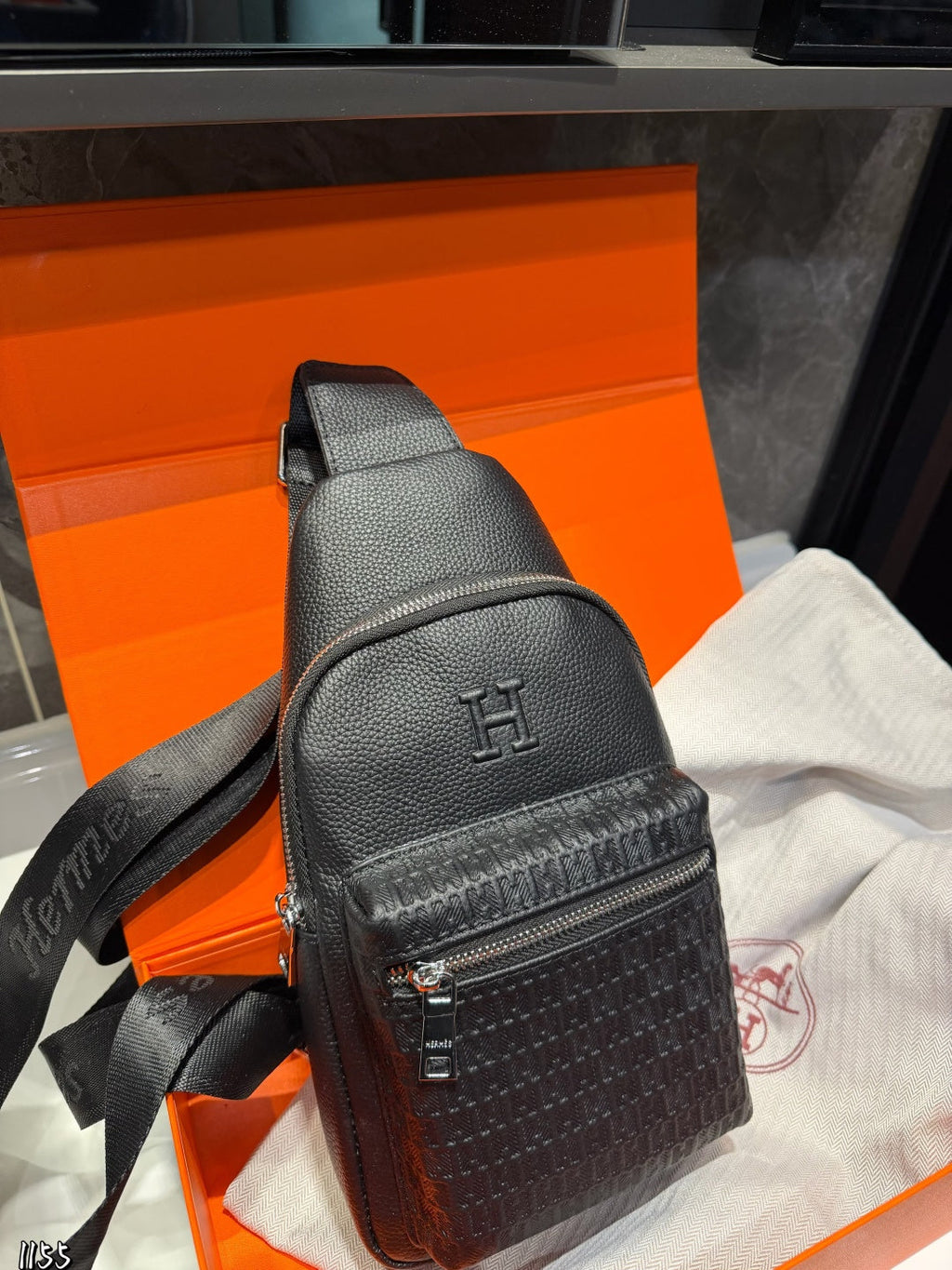 Hermès Men's Leather Crossbody Sling Bag – Black Togo Leather Chest Pack / Shoulder Bag