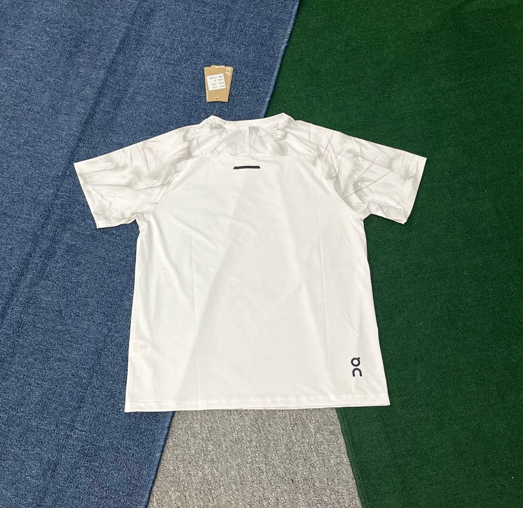 On Running Men's Performance Printed T-Shirt – Breathable Graphic Running Tee